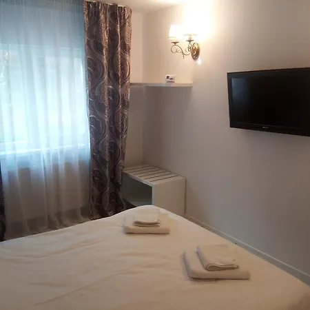 Lexy'S Apartment Brasov Exterior photo
